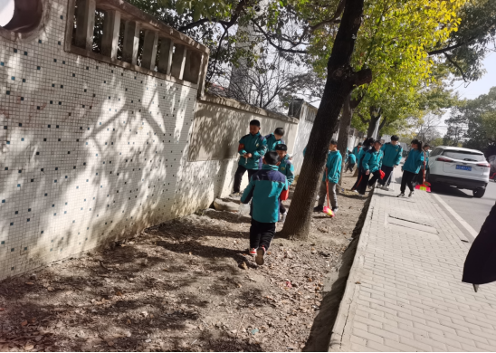 花家湖学校劳动教育周开展劳动教育实践活动系列简报