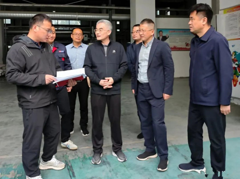 邬平川主题教育调研督导我区重点文化产业项目基地建设情况