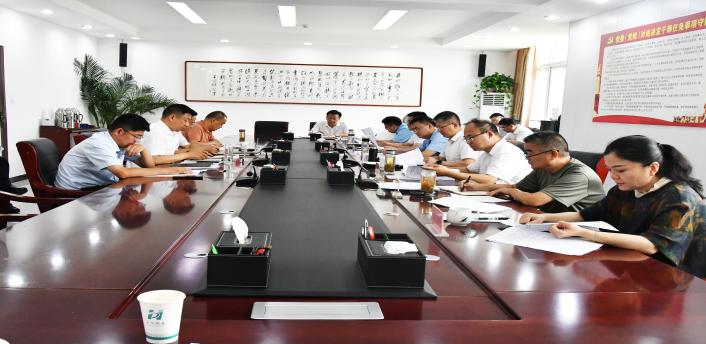 区工委理论学习中心组 2025 年第12次学习（扩大）会议召开