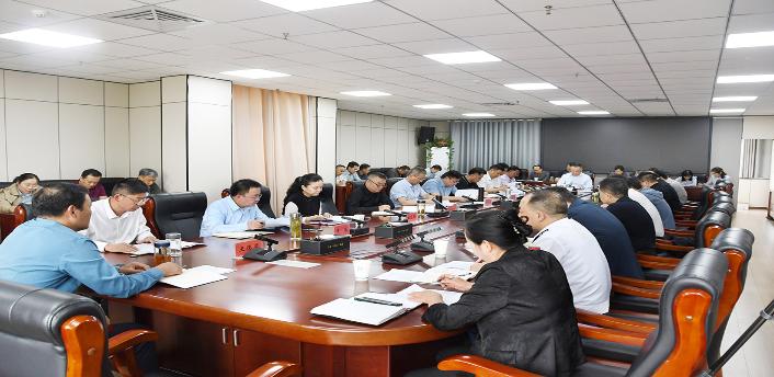 我区召开安委会2025年第四次全体会议